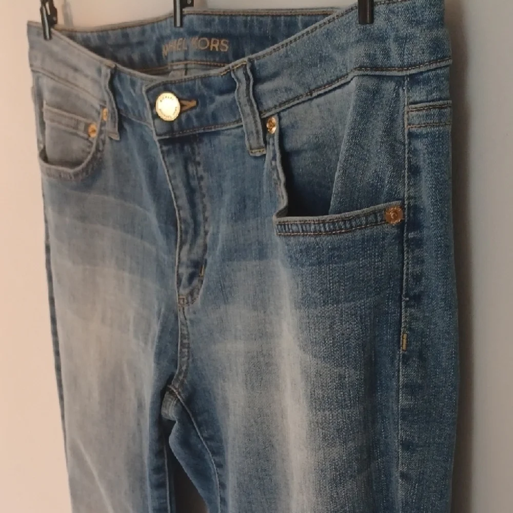 Michael Kors Blue Gold Cropped Jeans, 12/14 - Picture 4 of 7